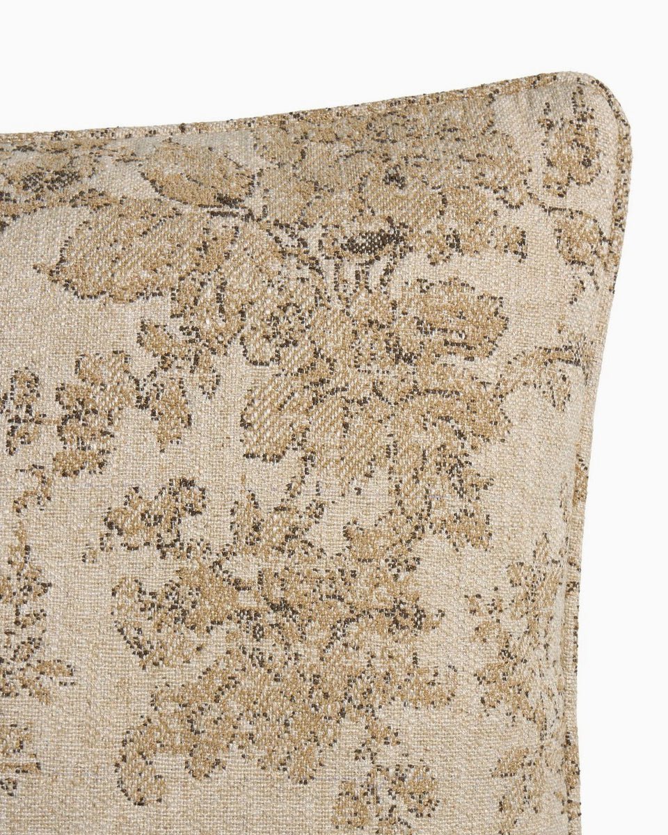 Fallingbrook Natural / 20" x 20" / Cover Only