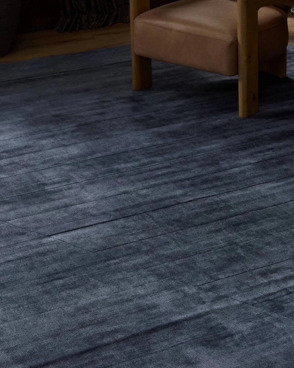 Sadzi Navy / 10' x 14'