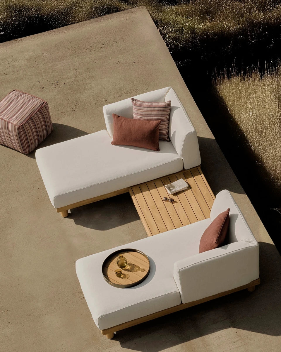 White / Daybed (Right Arm)