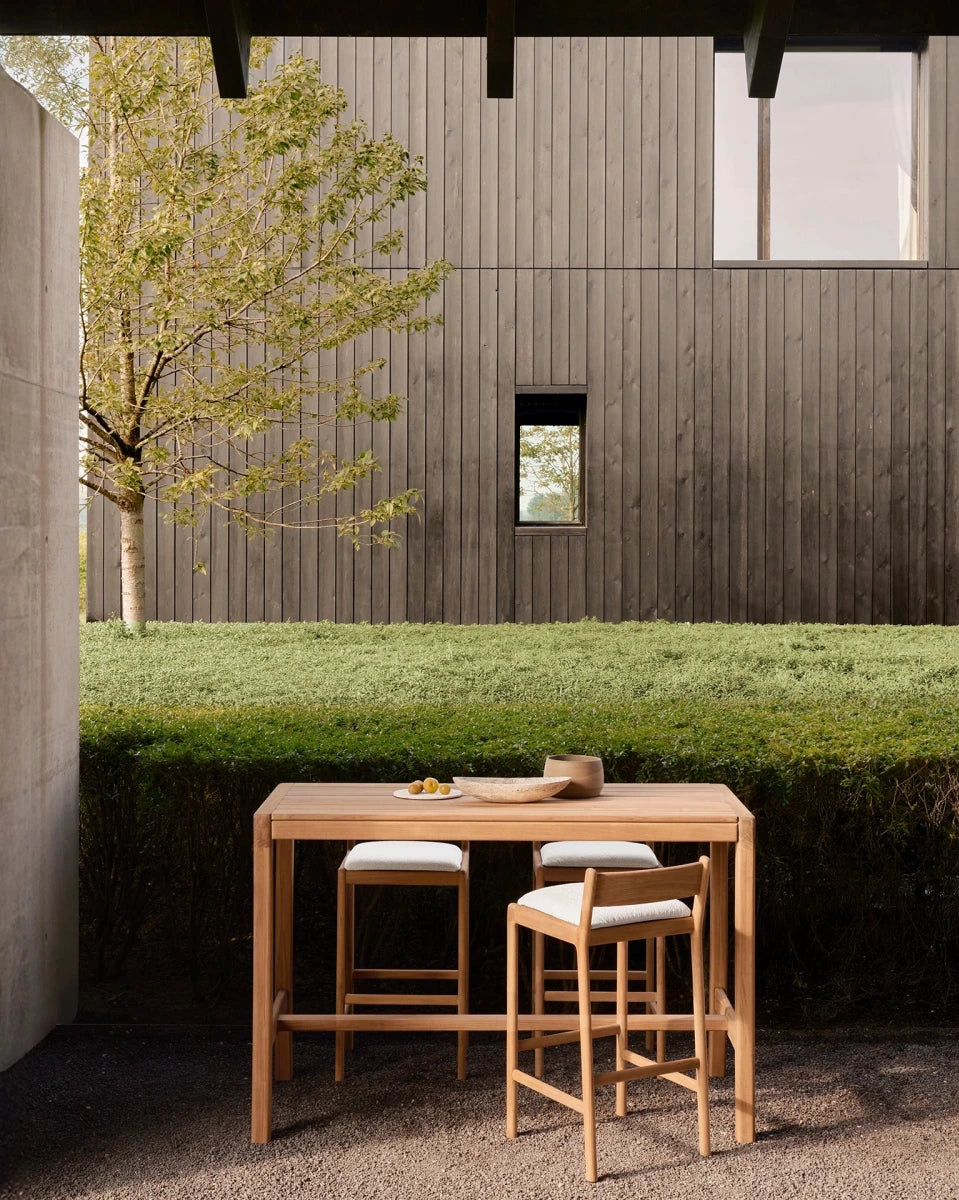 Teak / Off White