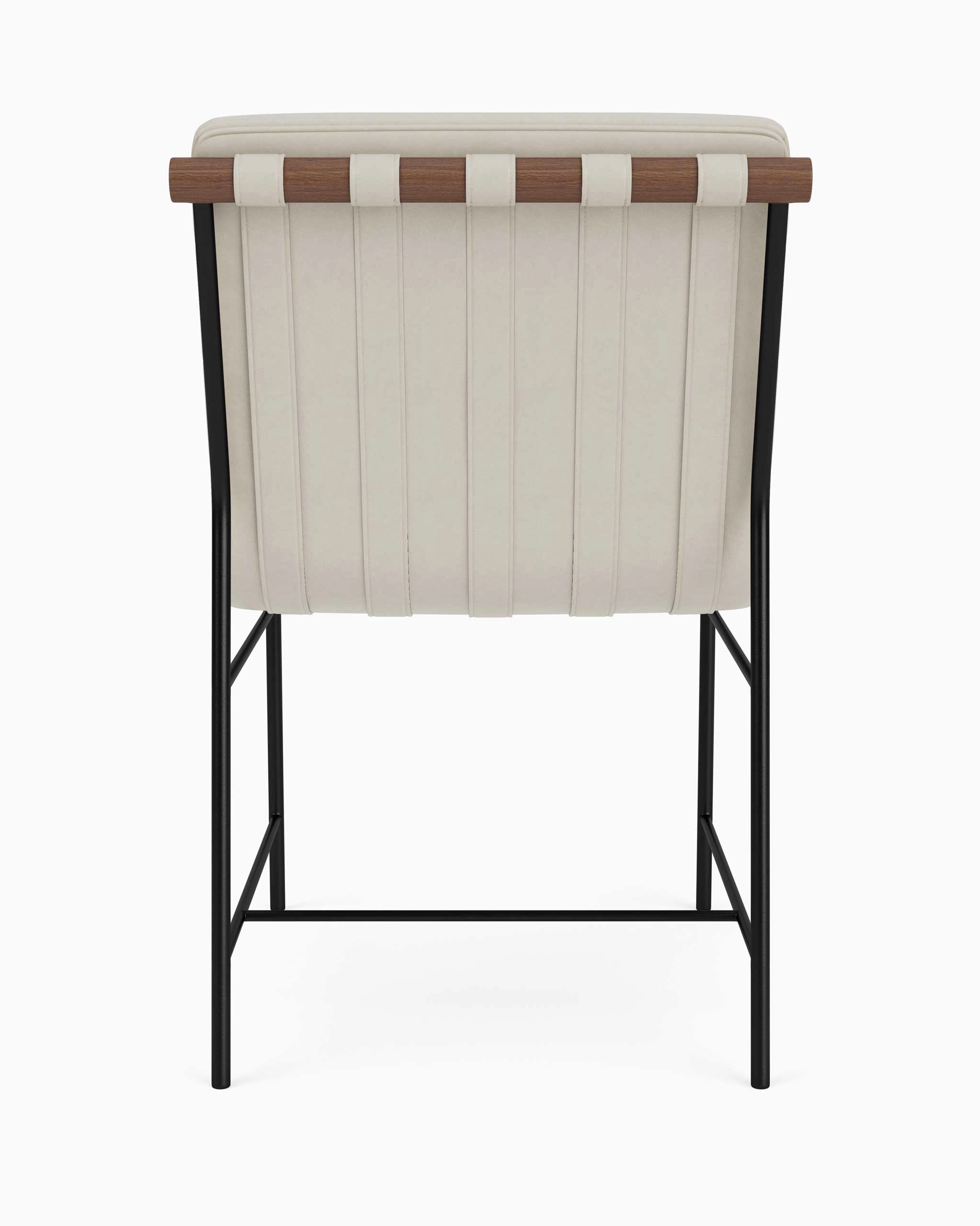 Pearl Leather / Walnut