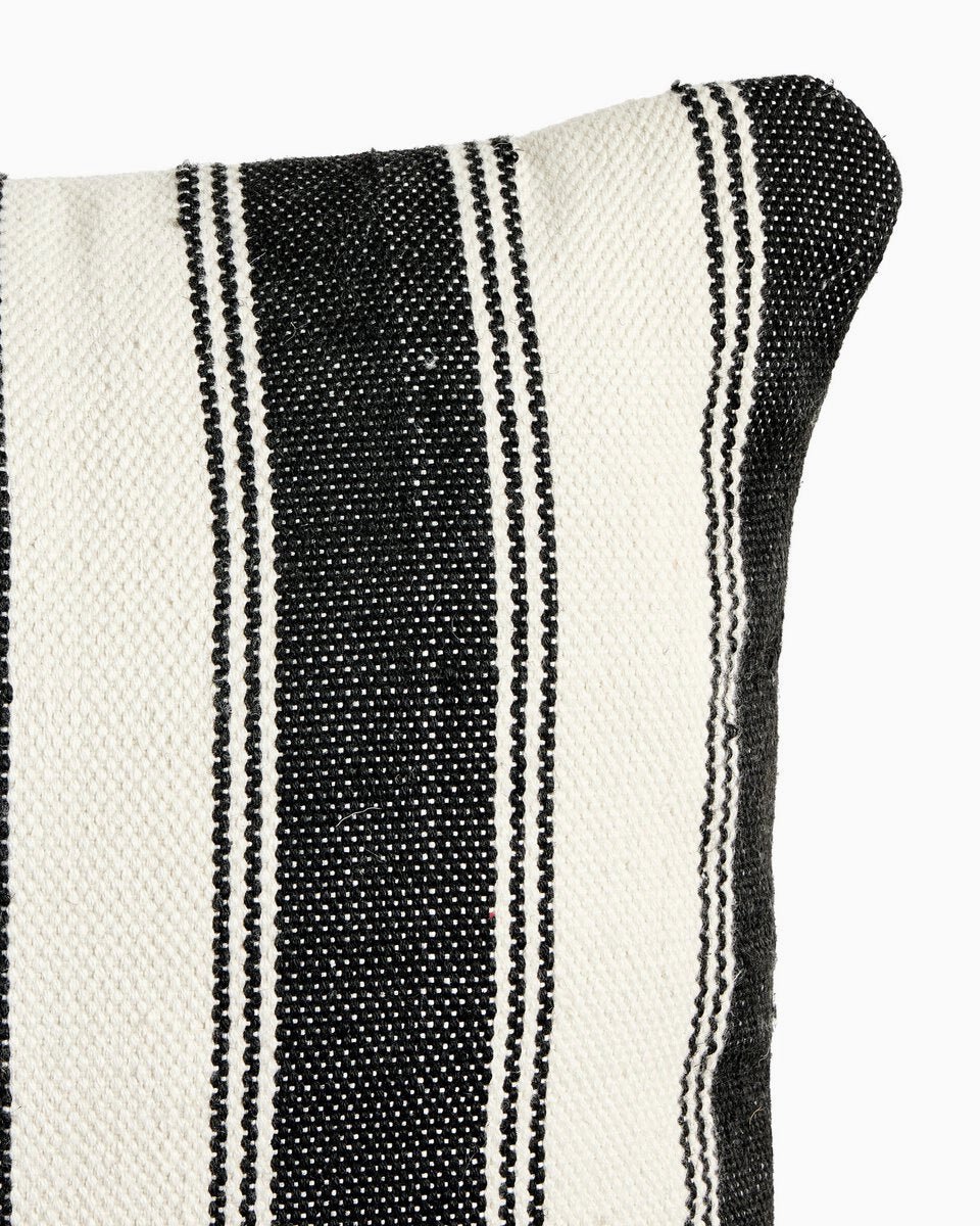 Ditmar Black / 20" x 20" / Cover Only