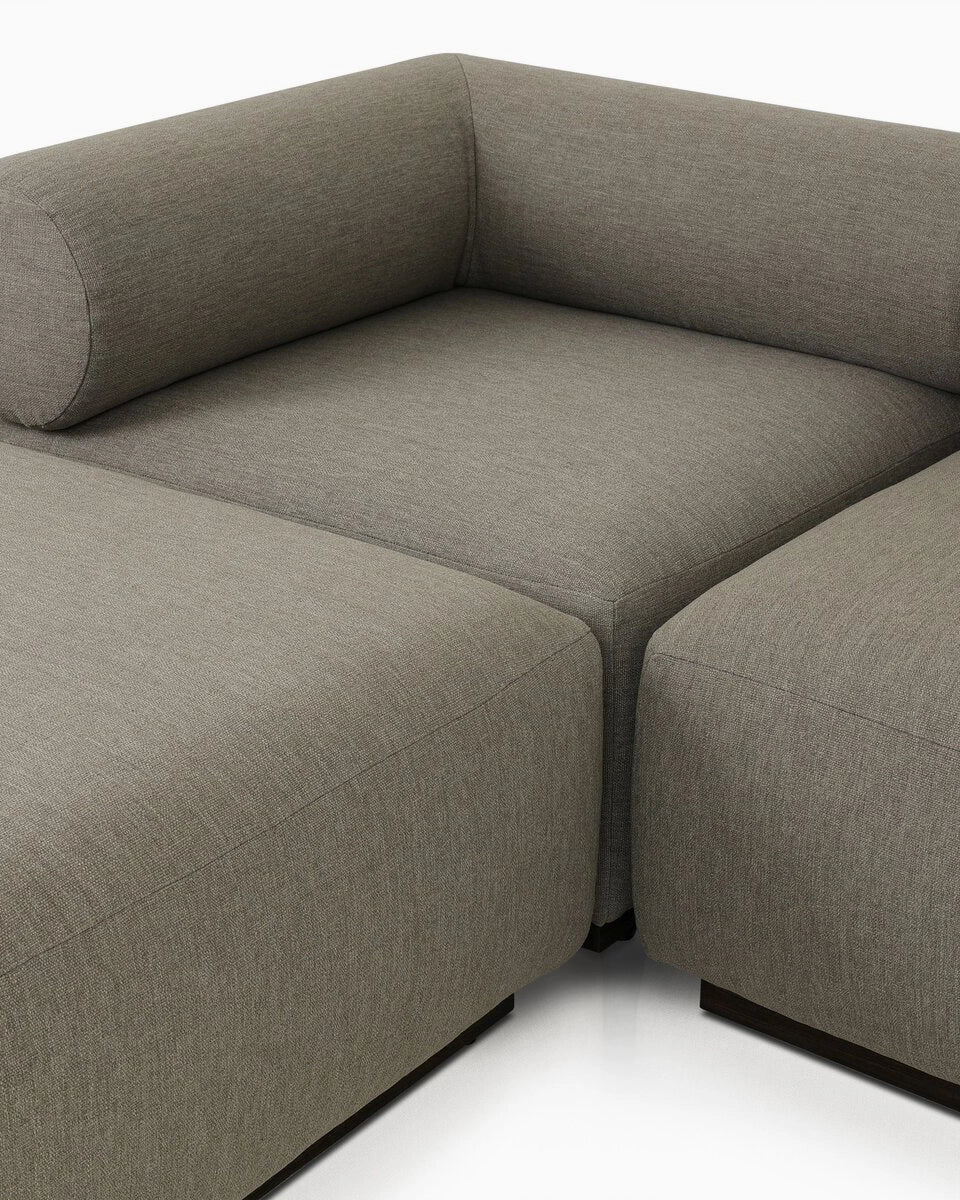 Alessi Fawn / 3 Piece w/Ottoman