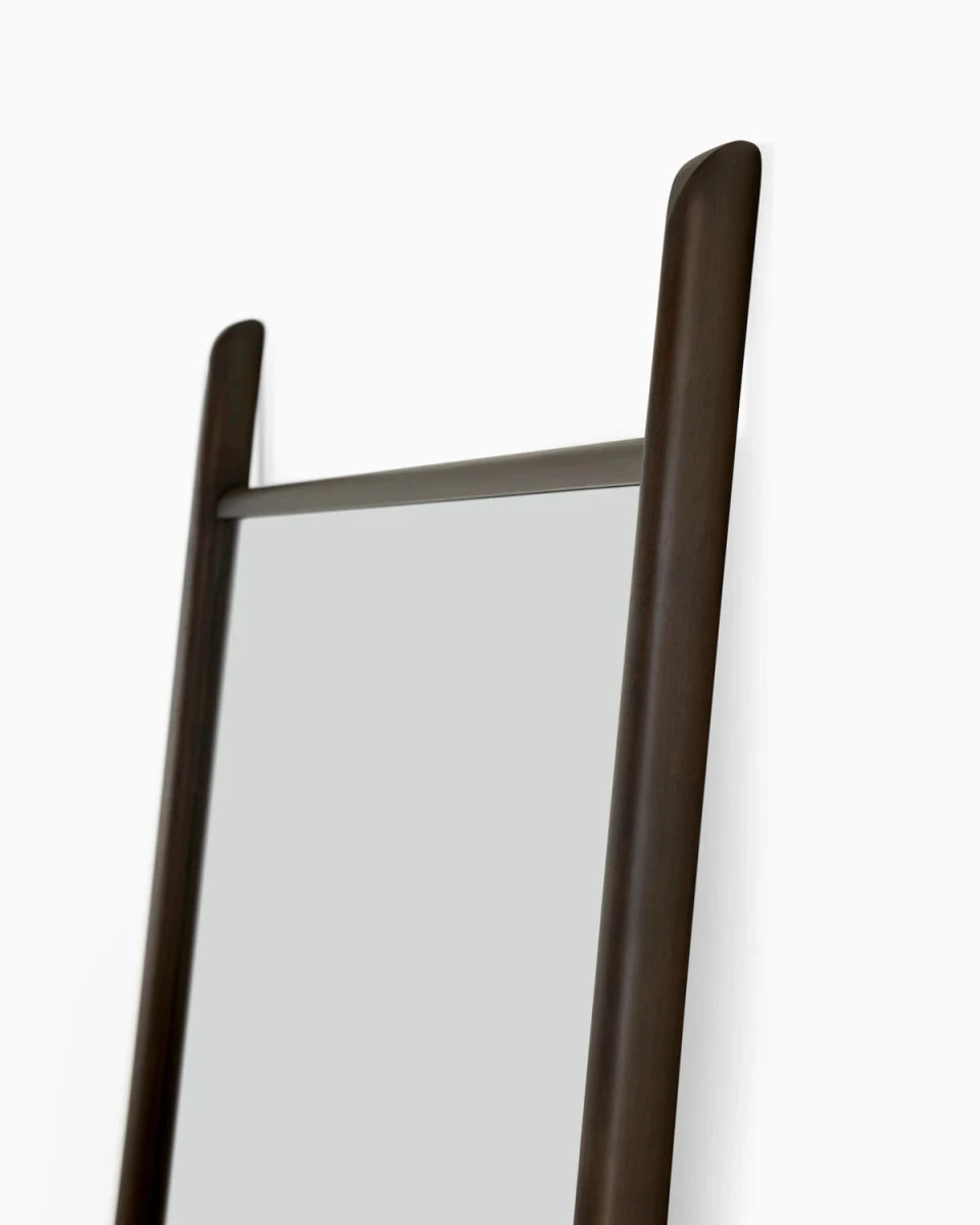 Dark Brown Mahogany / 78.5" Height
