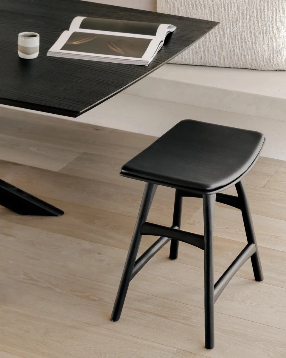 Black Oak / Black Leather / Dining Height (19" Height)