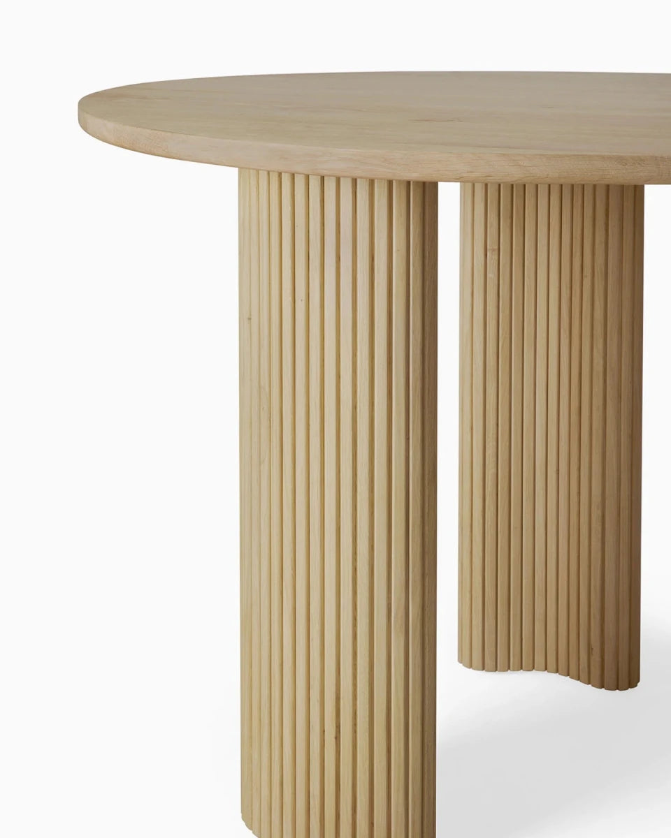 Natural Oak / Medium (63")