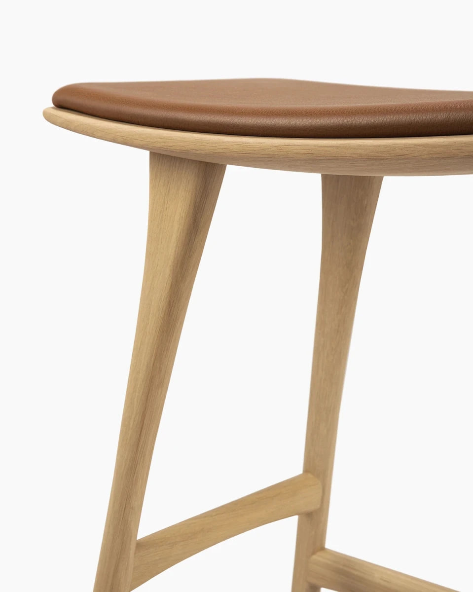 Natural Oak / Cognac Leather / Counter Height (26")