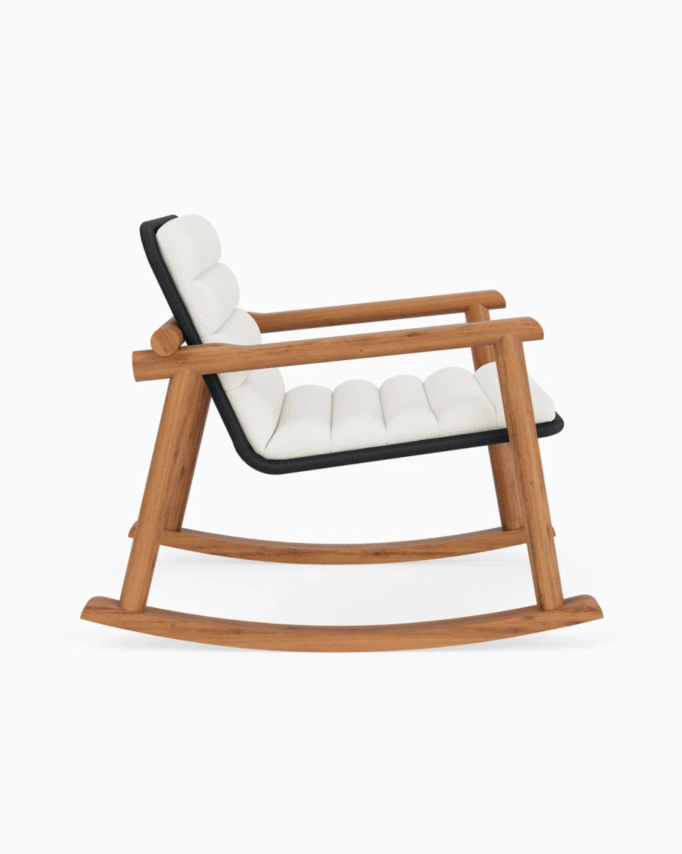 Dove FIQA Boucle / Black Rattan Seat