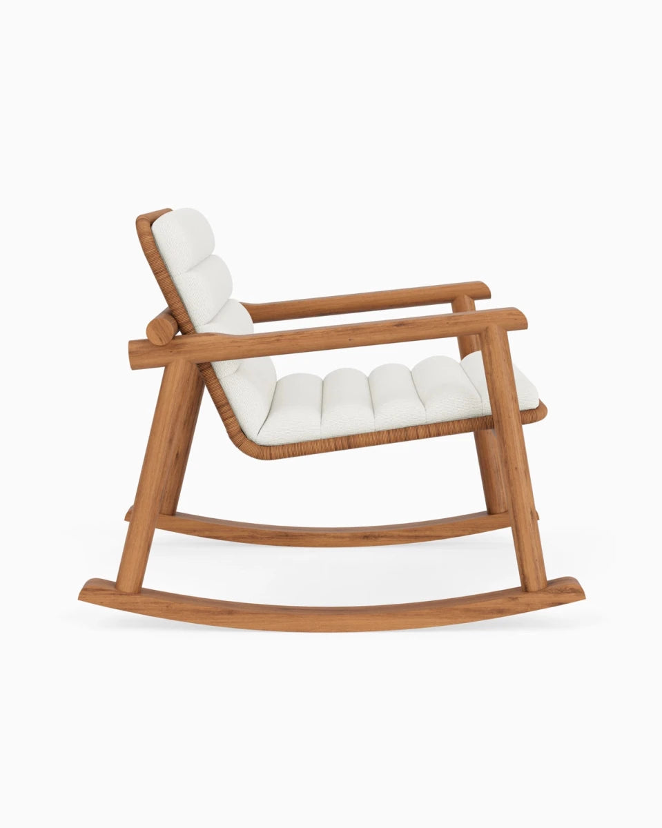 Dove FIQA Boucle / Tan Rattan Seat
