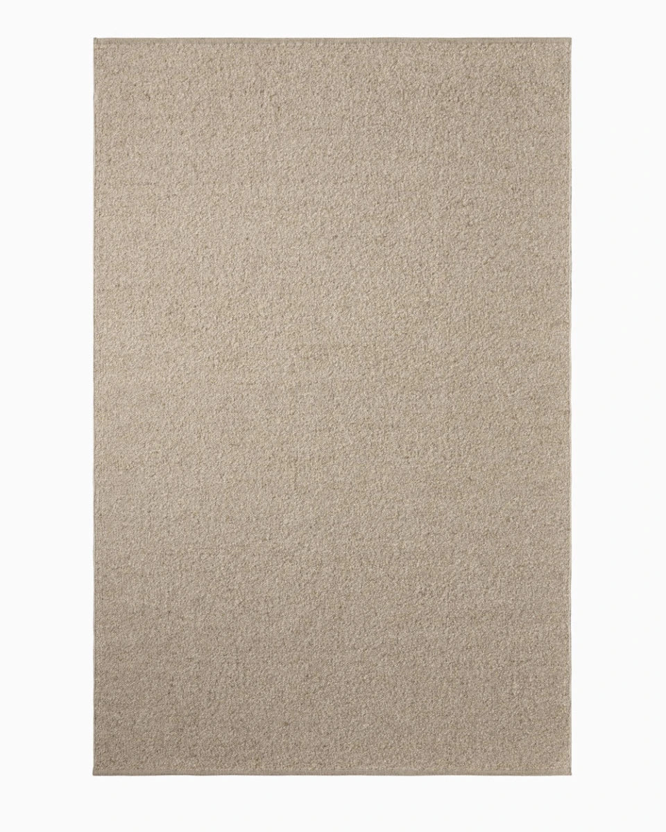 8'2" x 11'6" / Whippet