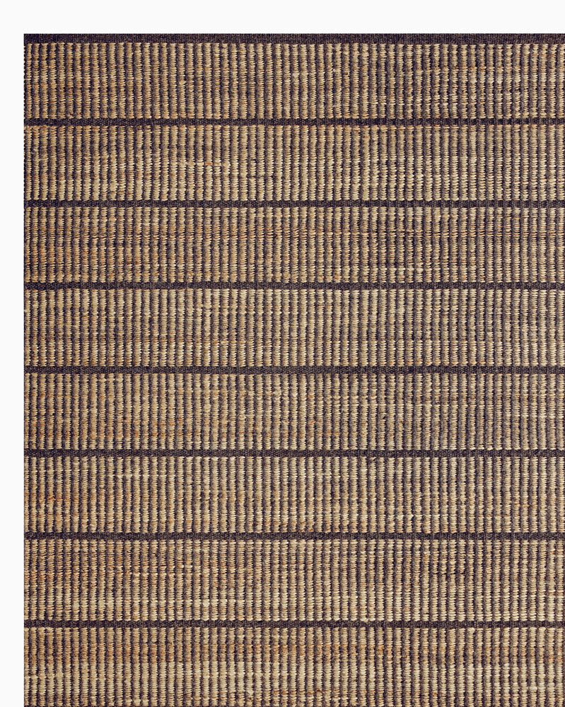 8'2" x 11'6" / Natural & Bison