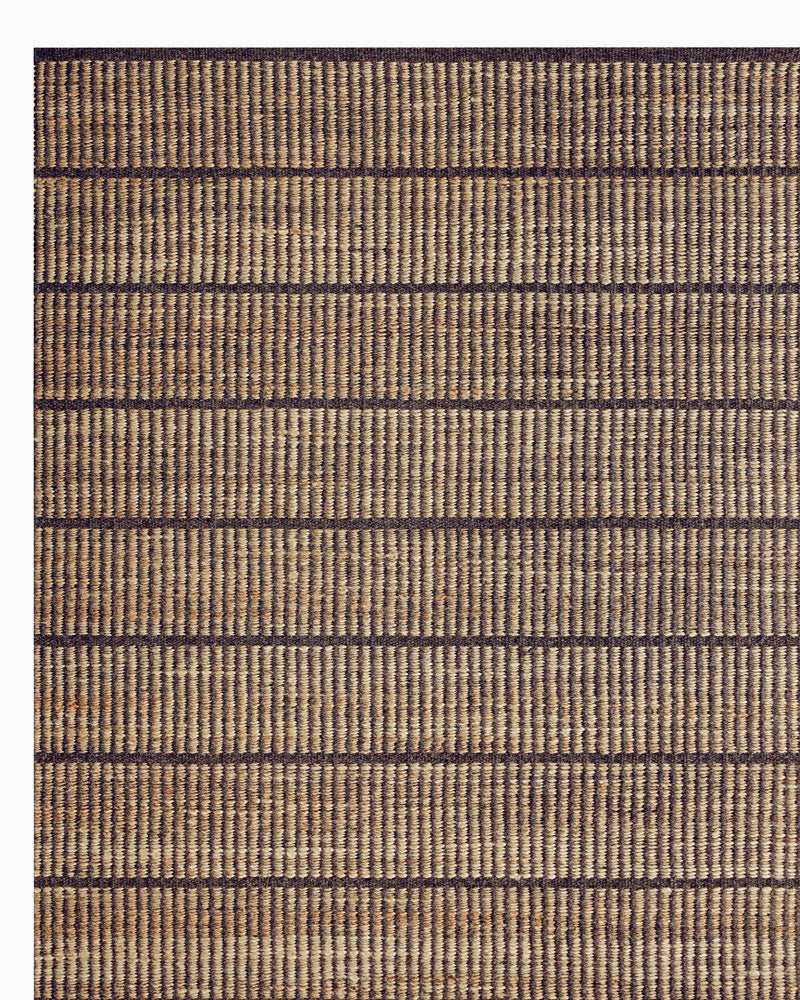 9'10" x 13'2" / Natural & Bison