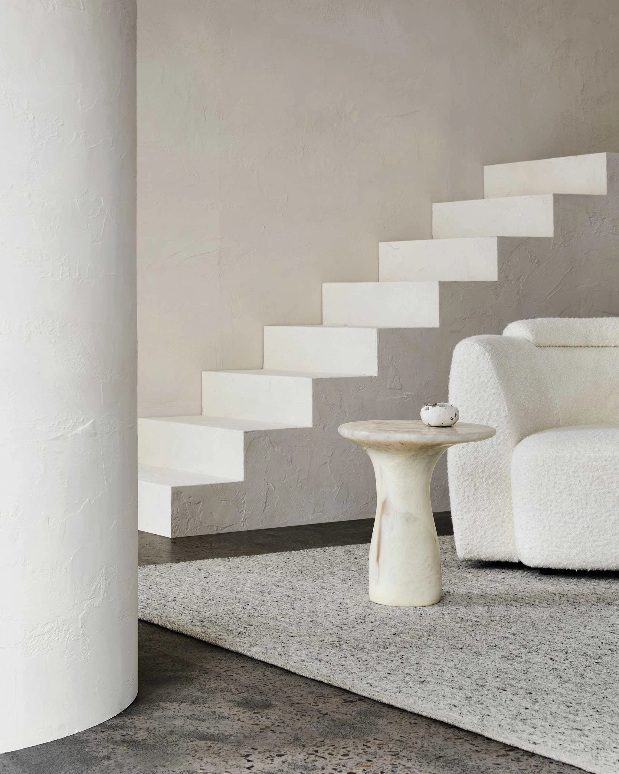 6'7" x 9'10" / Albatross