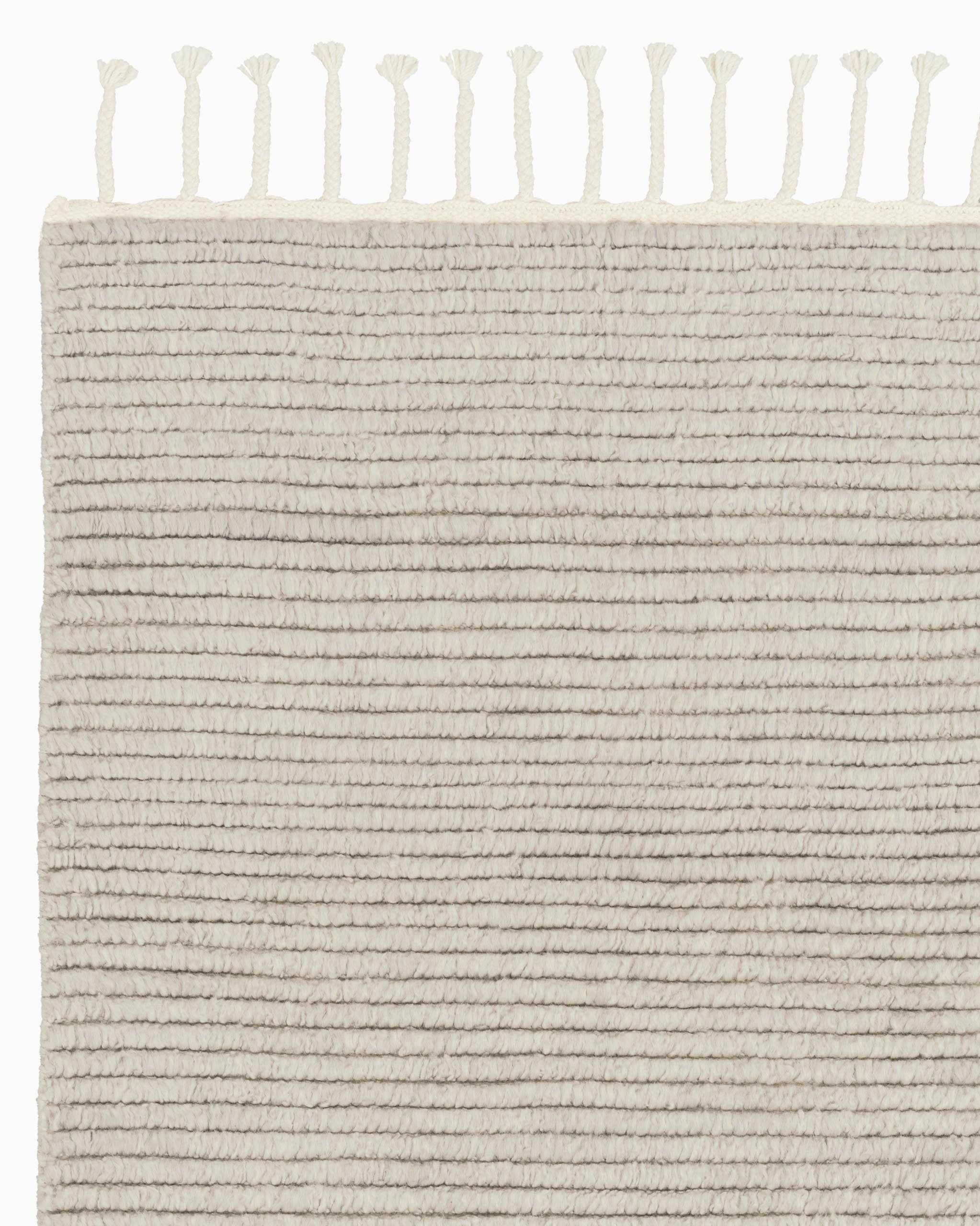 5'7" x 7'10" / Oatmeal