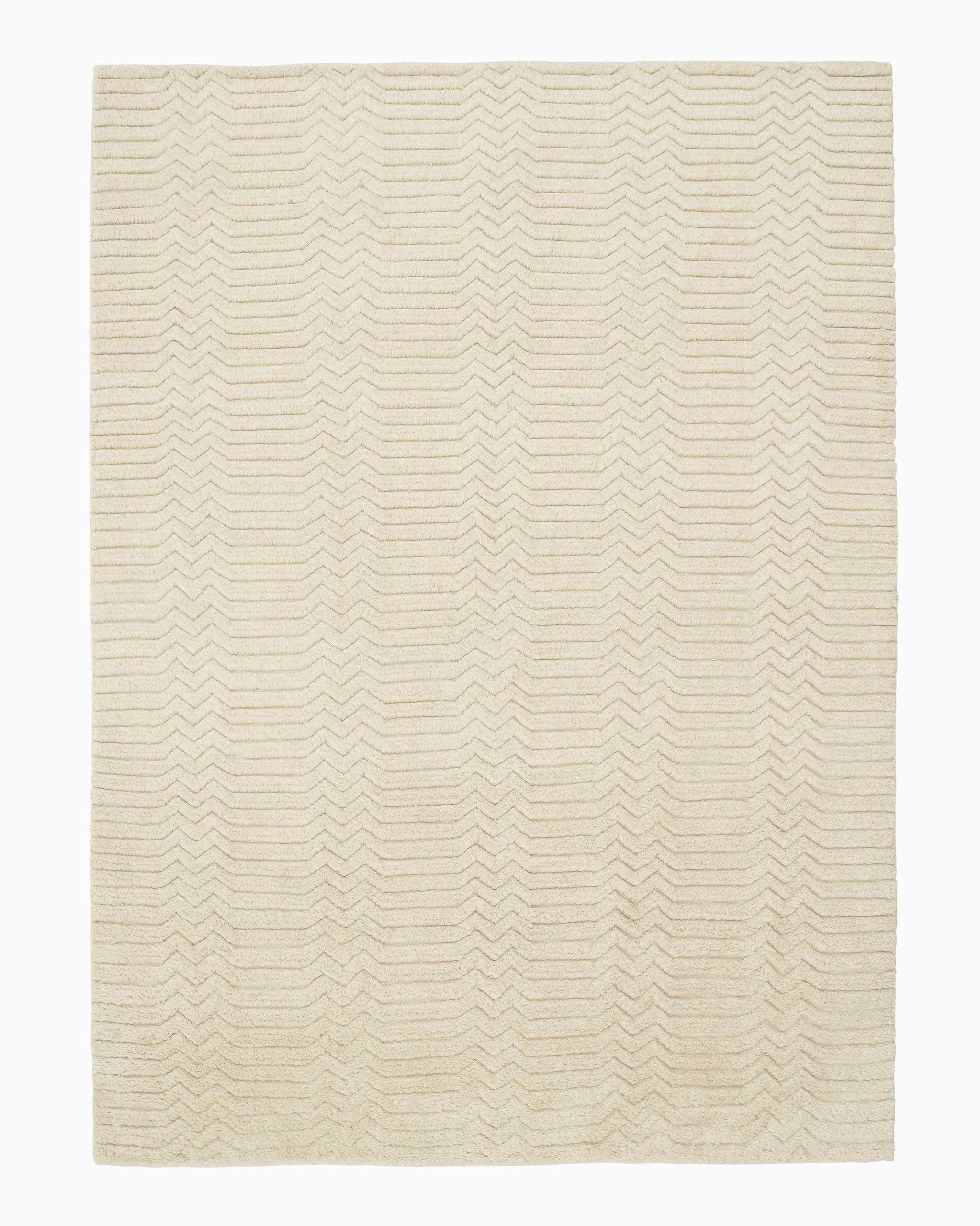 5'7" x 7'10" / Natural