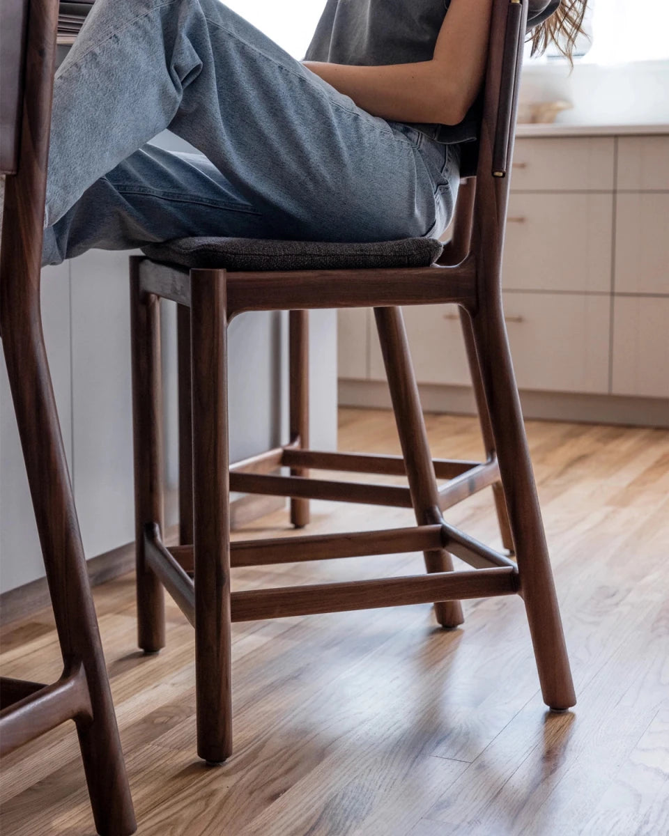 Ember Grey Seat / Chestnut Brown Leather Back / Walnut Frame / Counter (26" Height)