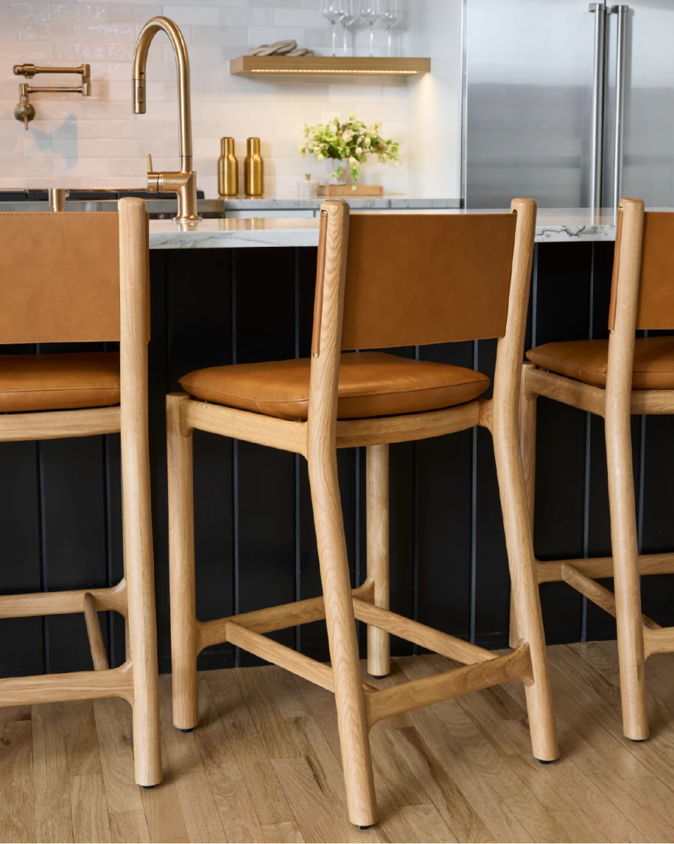 Saddle Leather Seat / Saddle Leather Back / White Oak Frame