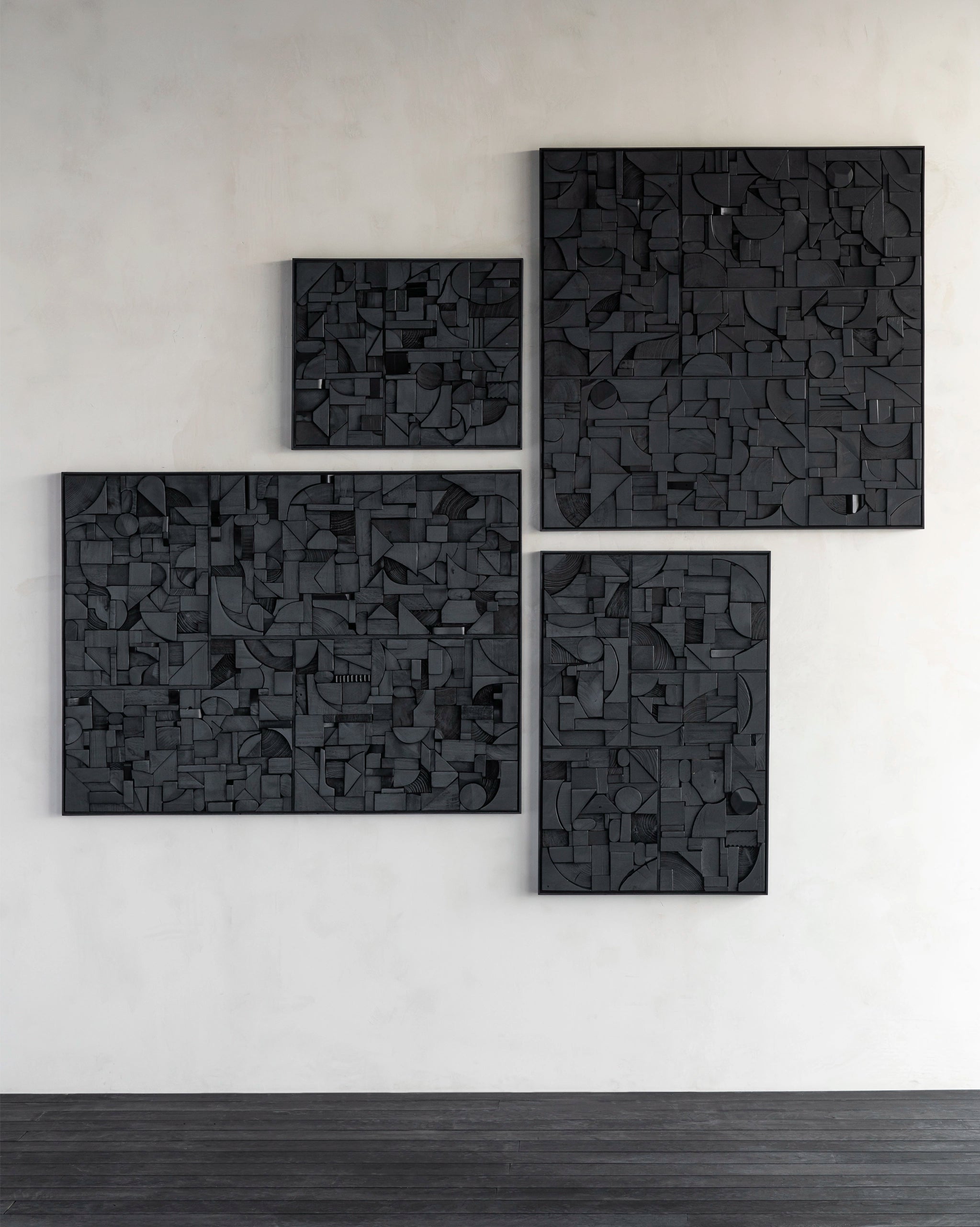 Black / 39.5 x 39.5"