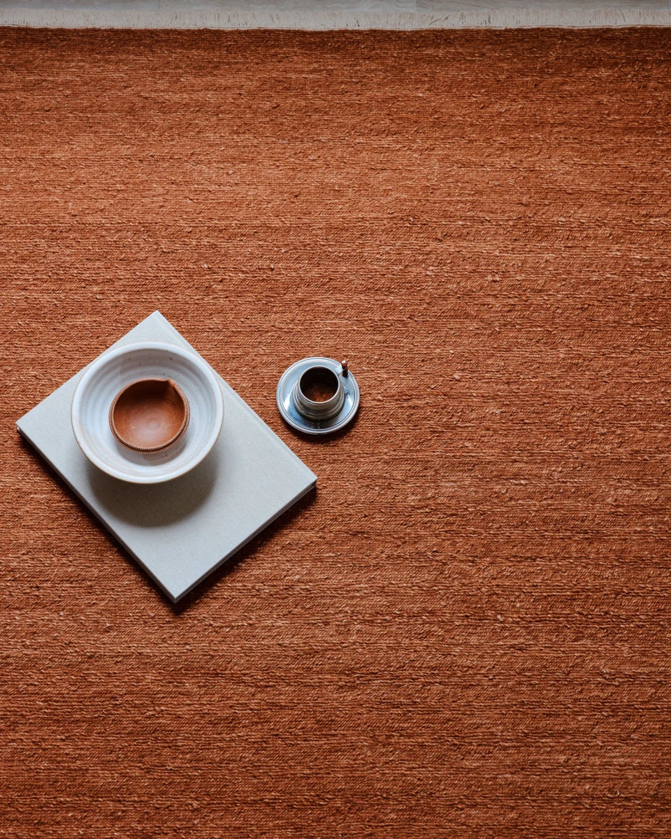 6'7" x 9'10" / Bisque