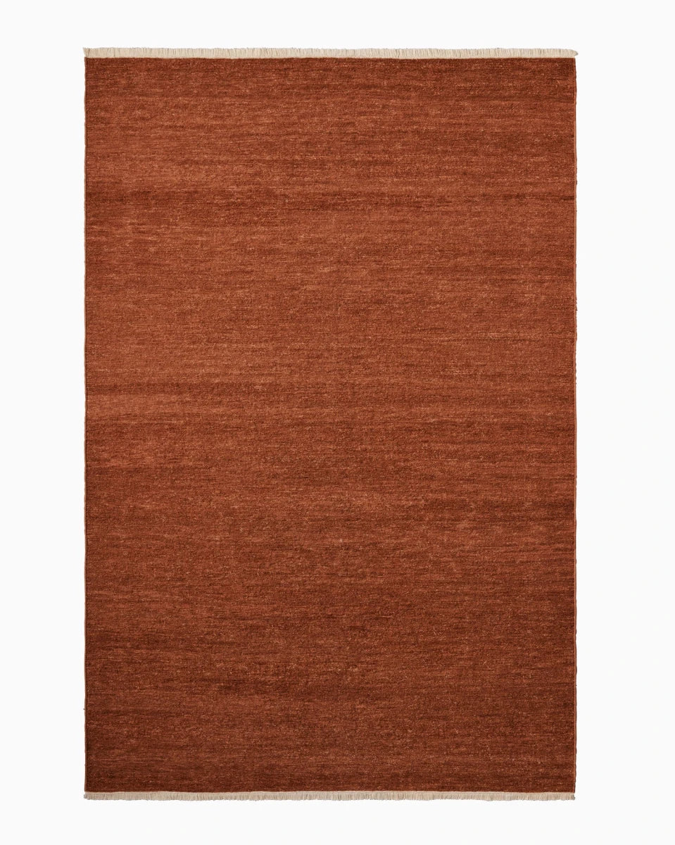 8'2" x 11'6" / Bisque