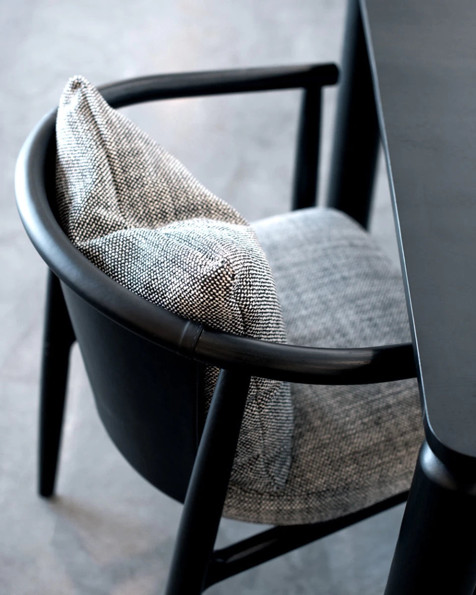 Noir Basketweave / Black Leather / Ebony