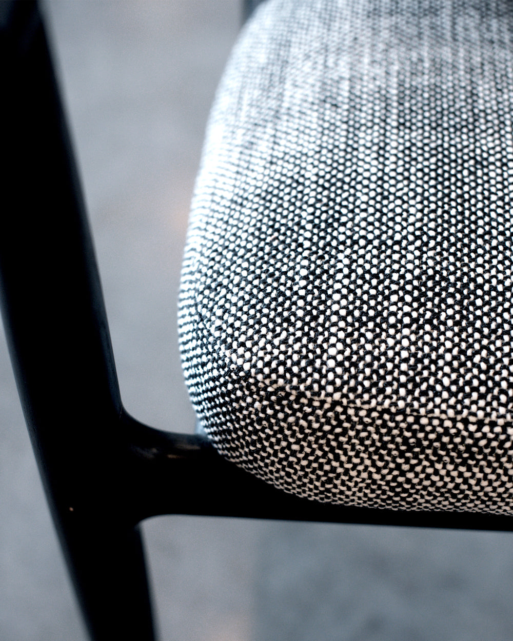 Noir Basketweave / Black Leather / Ebony