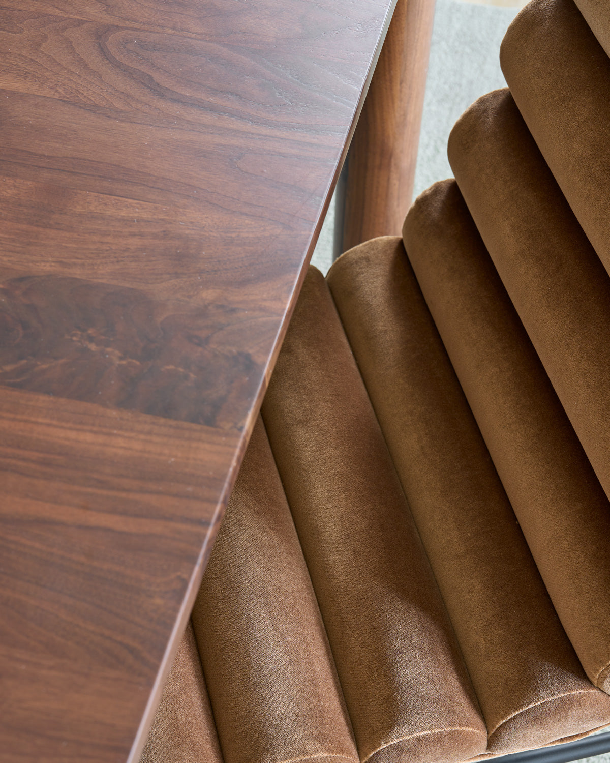 Walnut / 78" x 42" | Seats 6