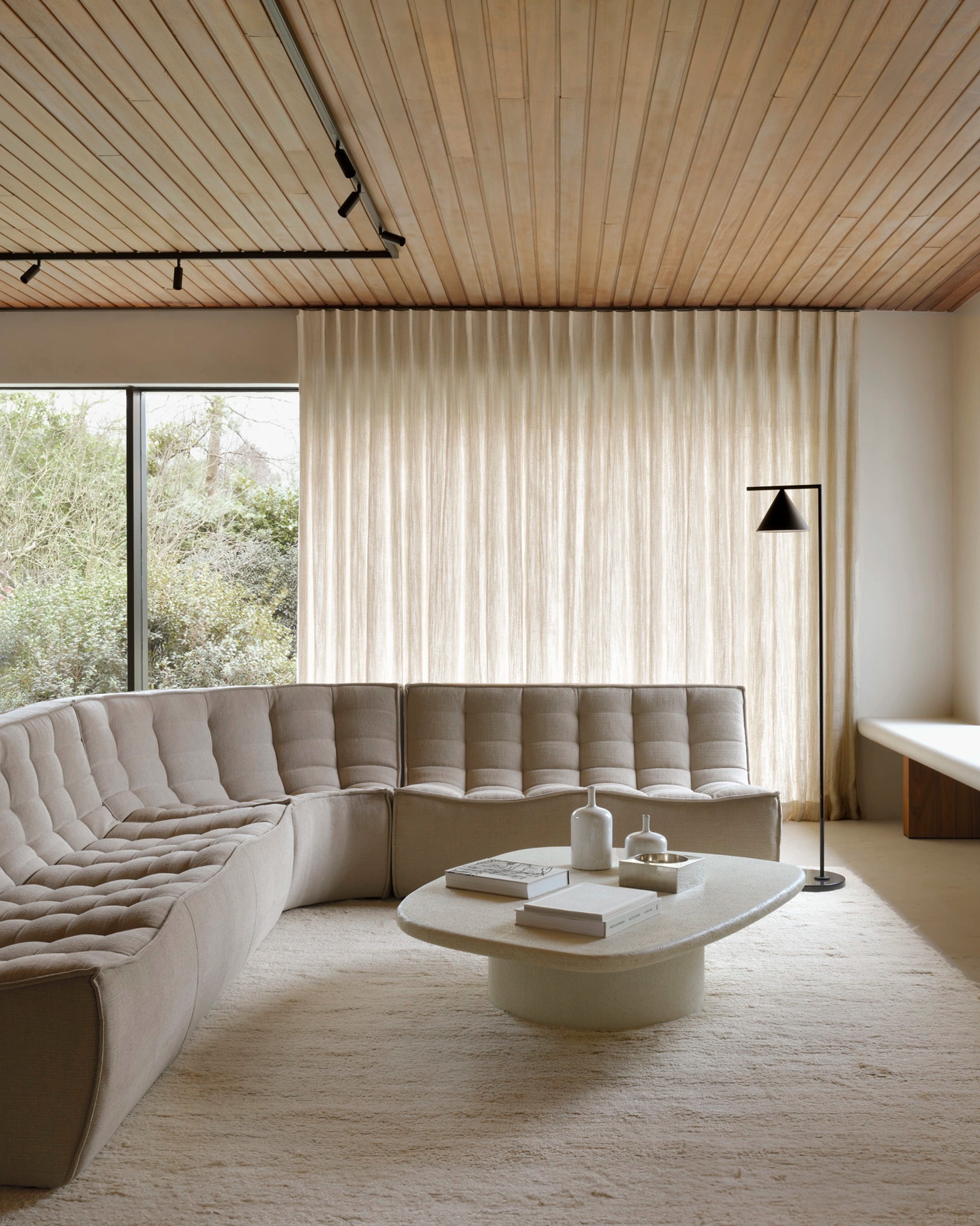 Microcement / Pebble (53")