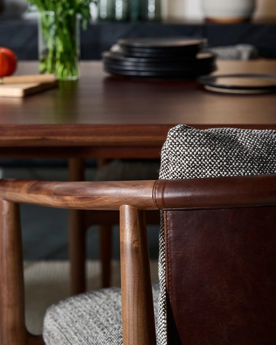 Chocolate Basketweave / Maple Leather / Walnut