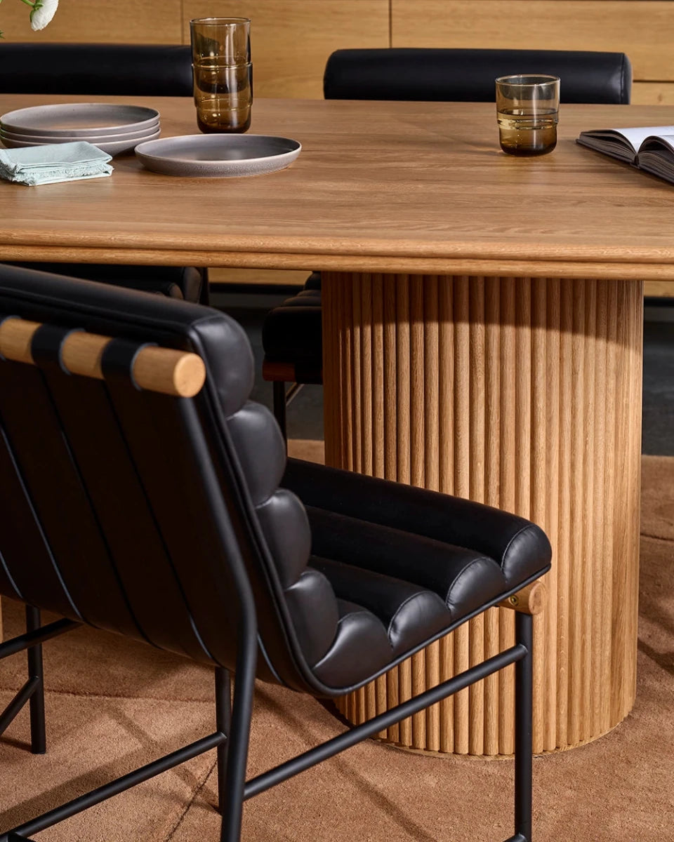 White Oak / 96" length | Seats 10