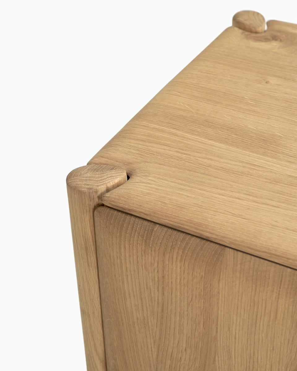 Natural Oak / Four Door