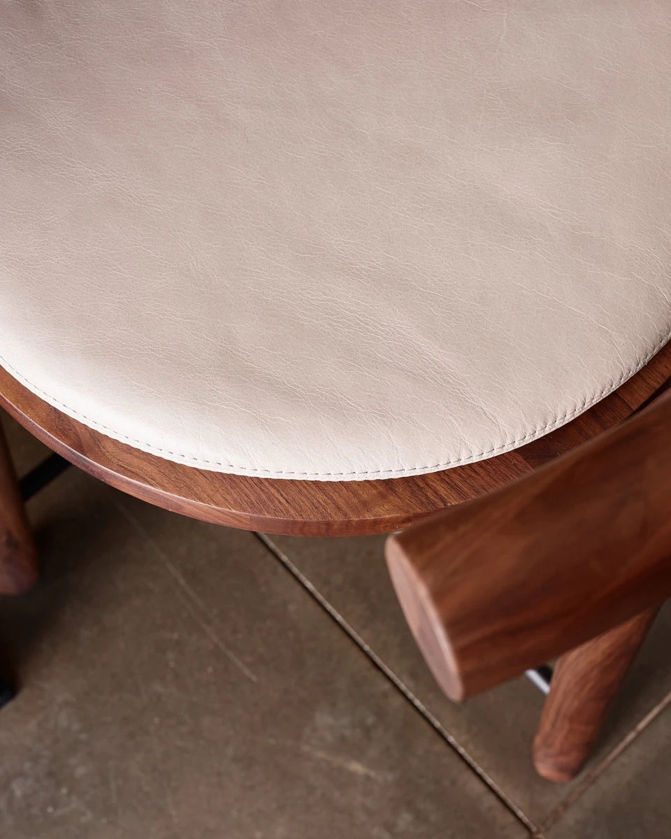 Walnut Frame / Pearl Leather Cushion / Counter (24" Height)