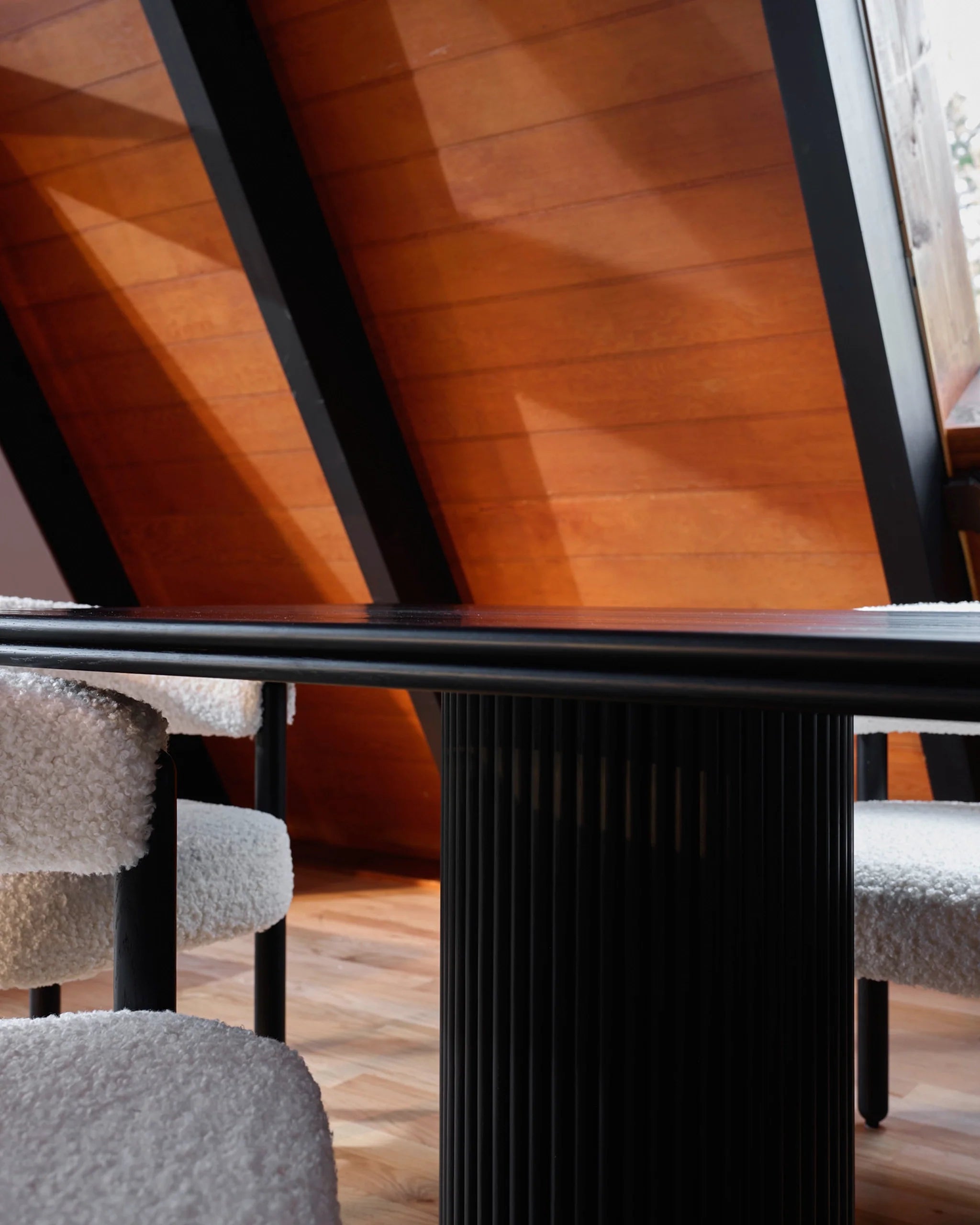 Ebony / 96" length | Seats 10