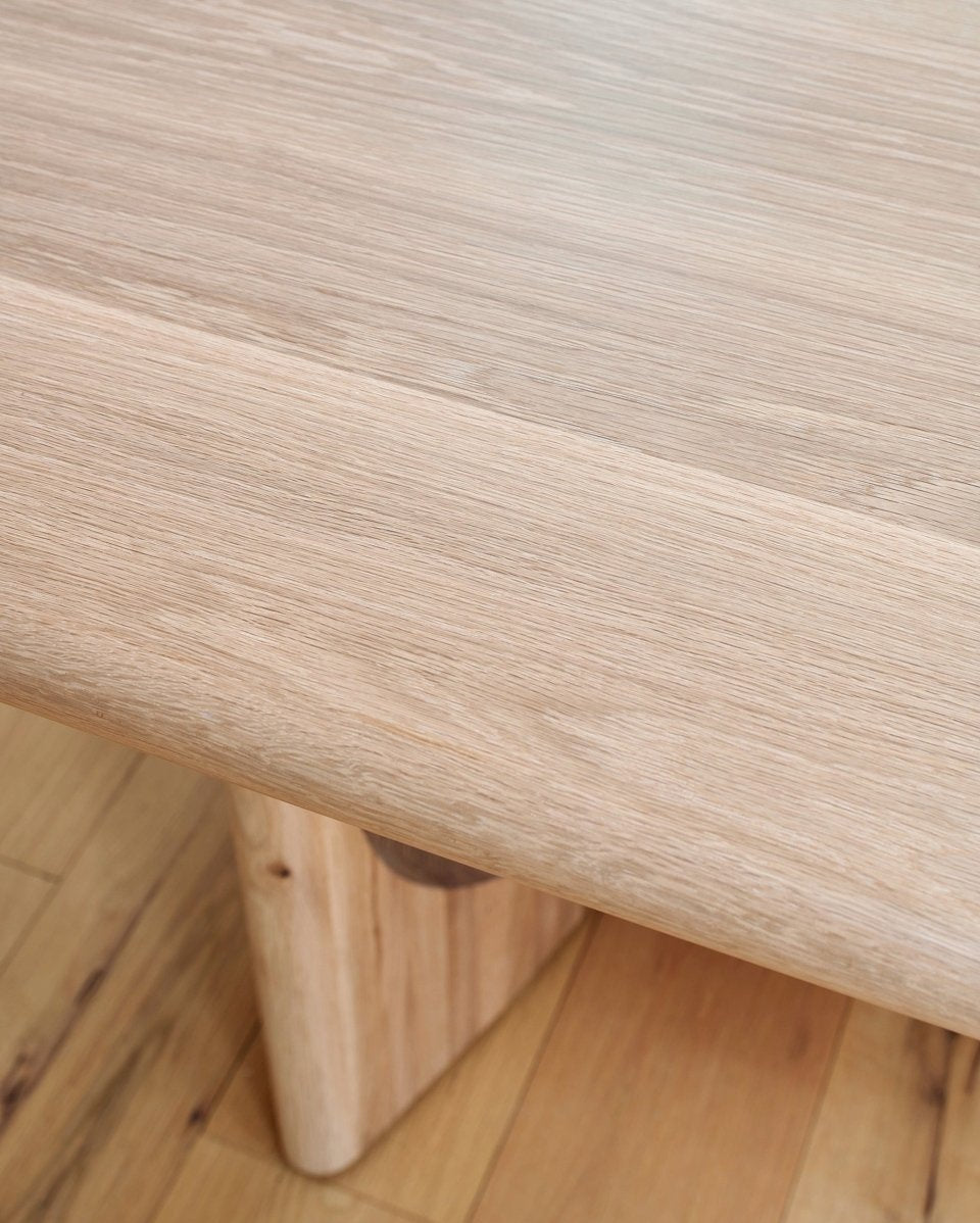 White Oak / 96" length | Seats 8