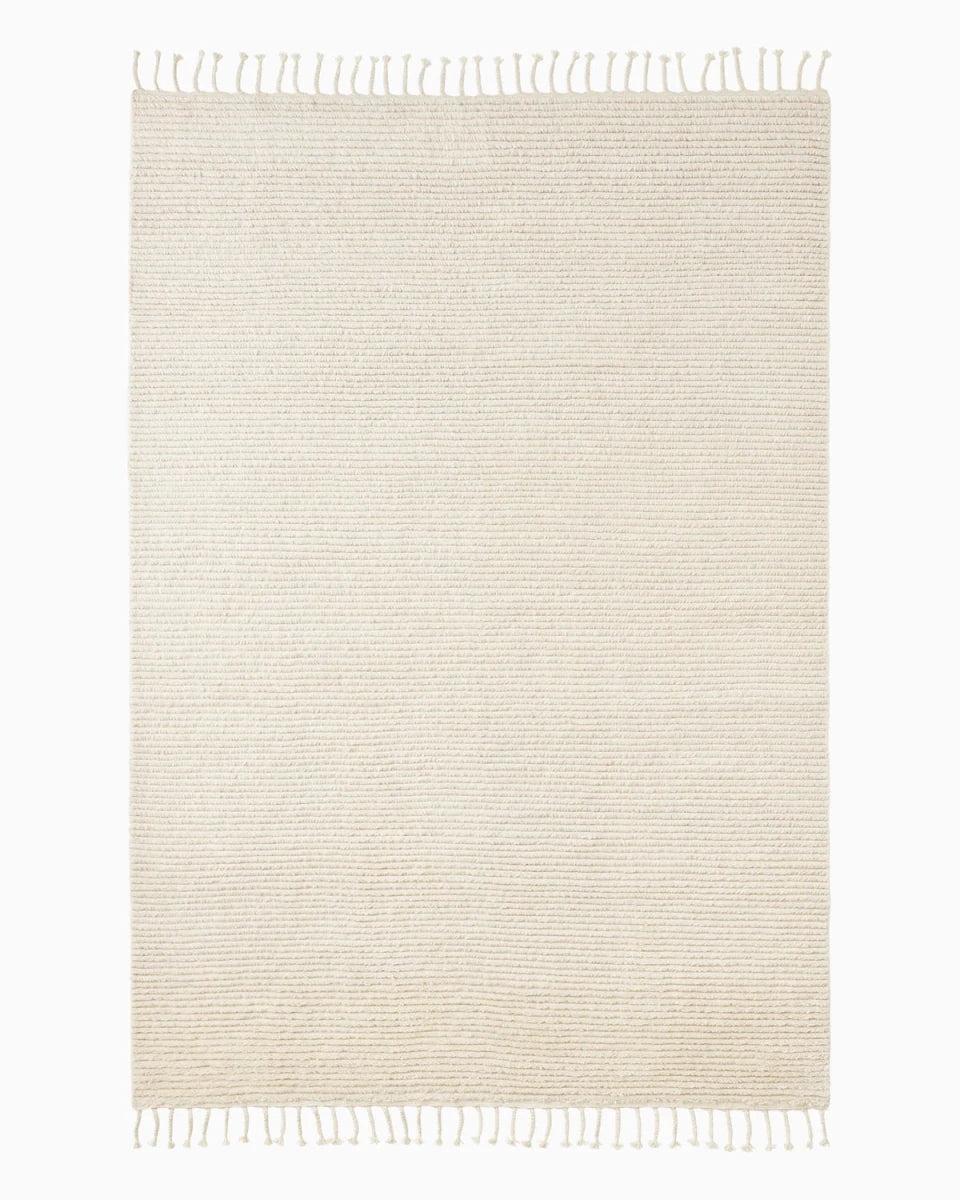 8'2" x 11'6" / Tapioca