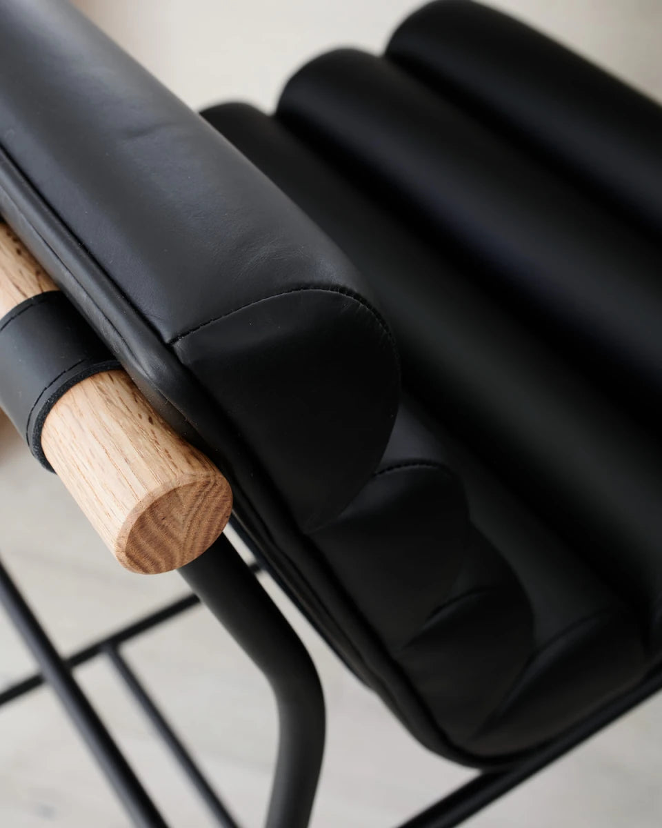 Black Leather / Black Leather Straps / White Oak / Counter (24" Height)