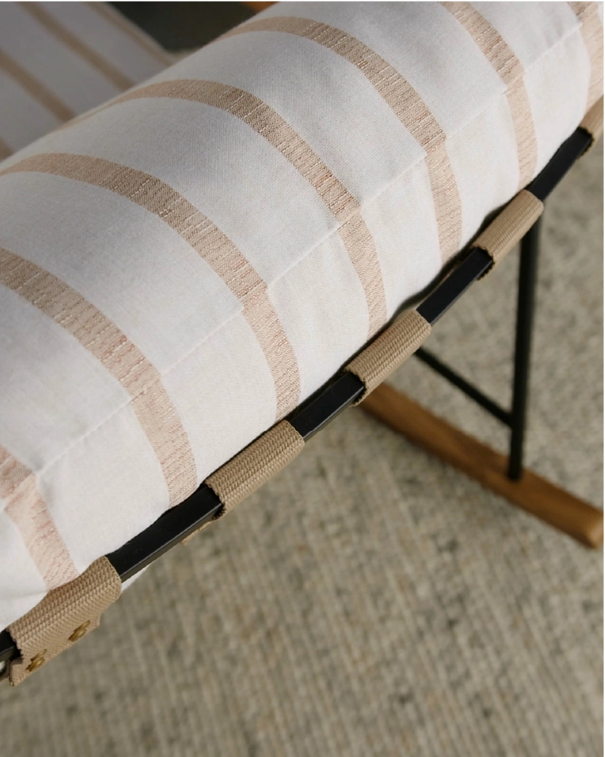 Mixi - Clay Sunbrella® Performance