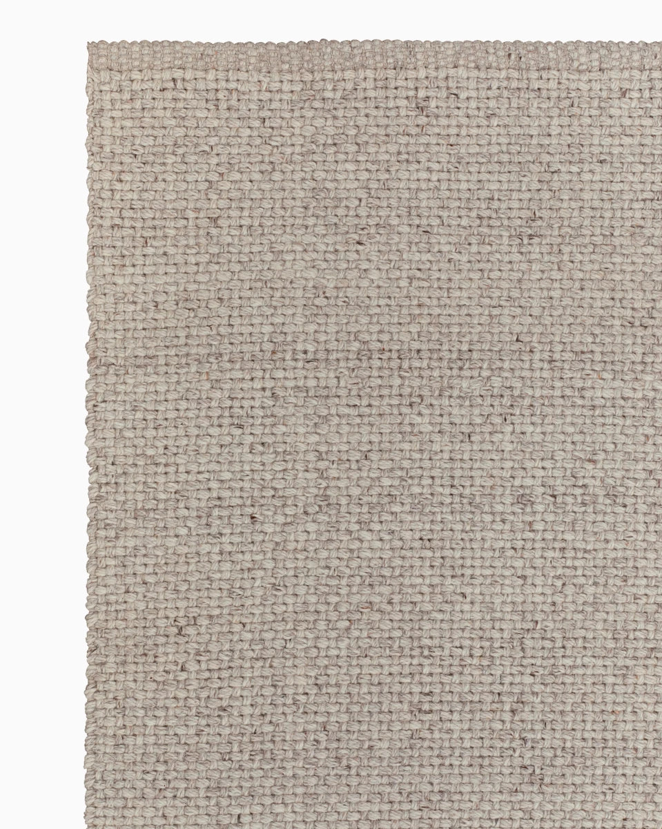 6'7" x 9'10" / Granite