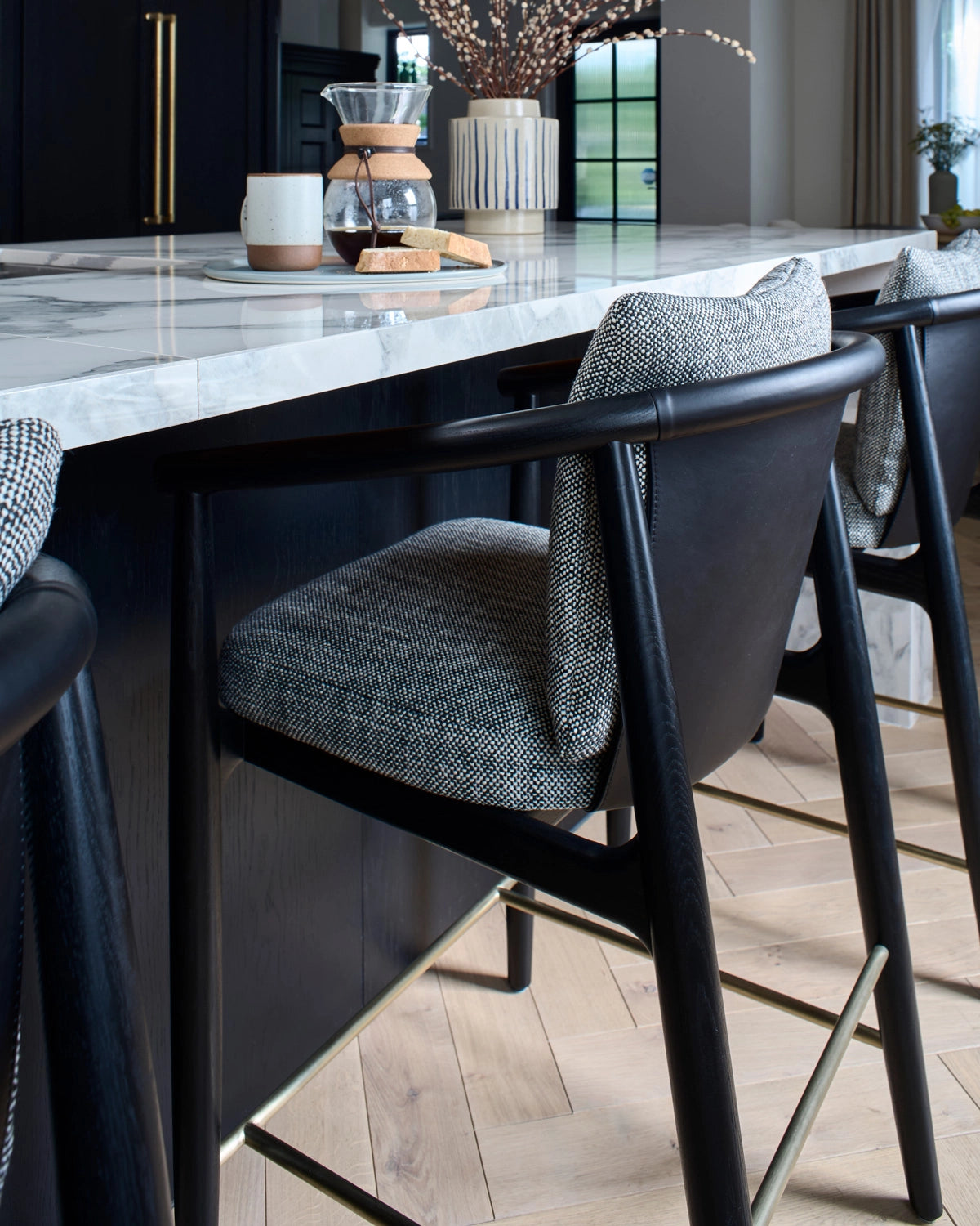 Noir Basketweave / Black Leather / Ebony