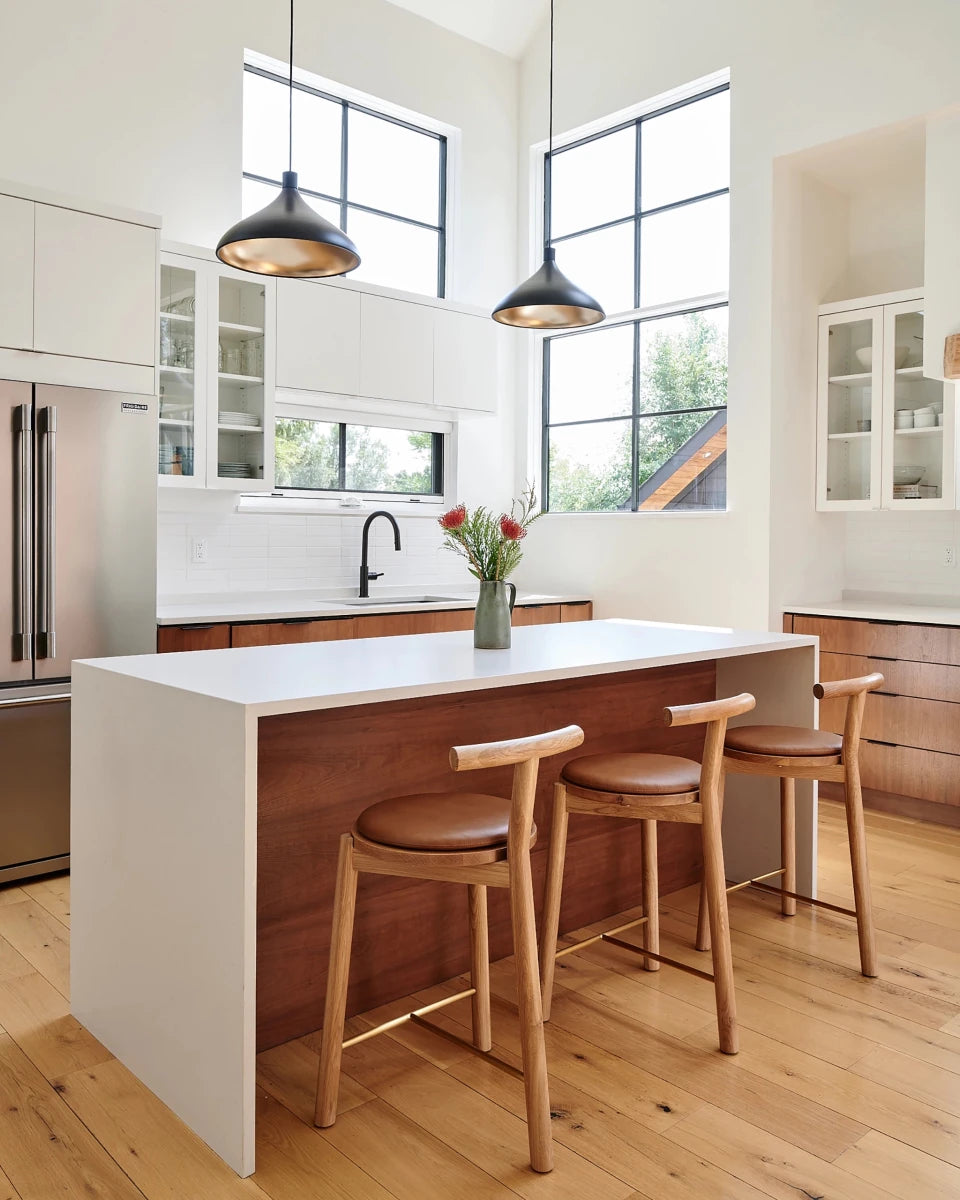 White Oak Frame / Saddle Leather Cushion / Counter (24" Height)