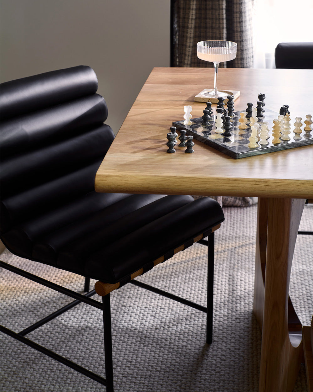 White Oak / 84" length | Seats 6