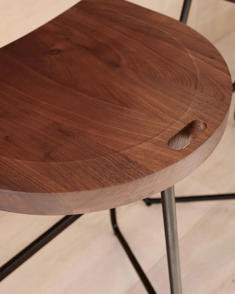 Walnut / Counter (24" Height)