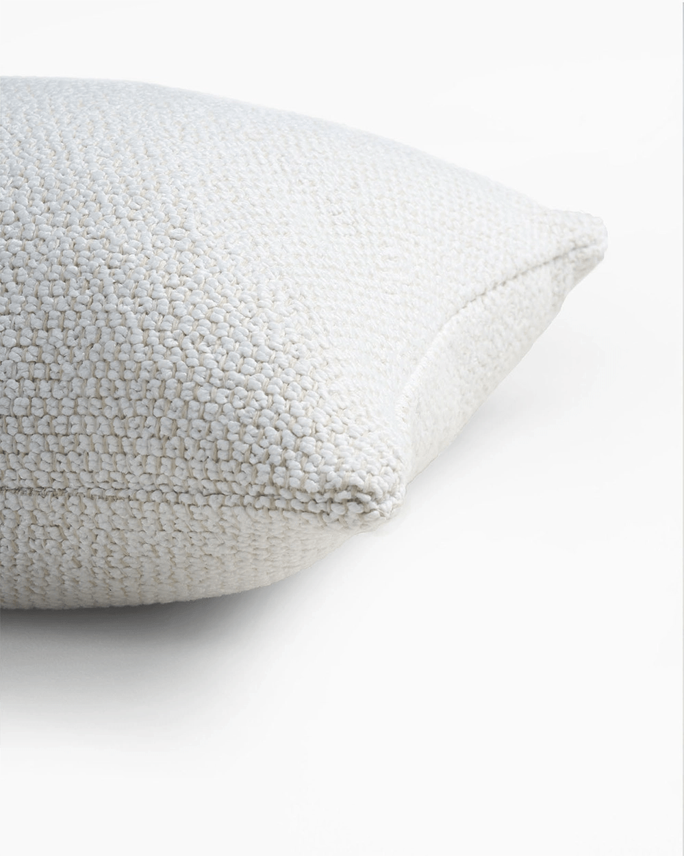 White Boucle / 24" x 16" / Set of 2