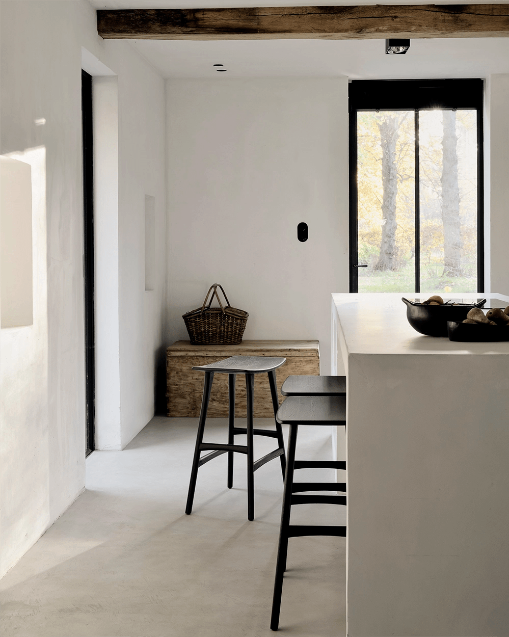 Black Oak / Counter Height (26")