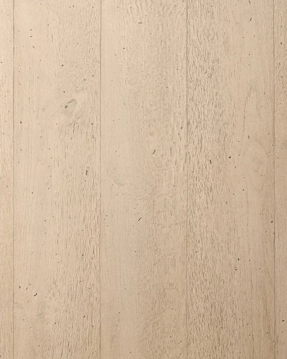 Whitewash Rustic Wormwood Oak / 55"
