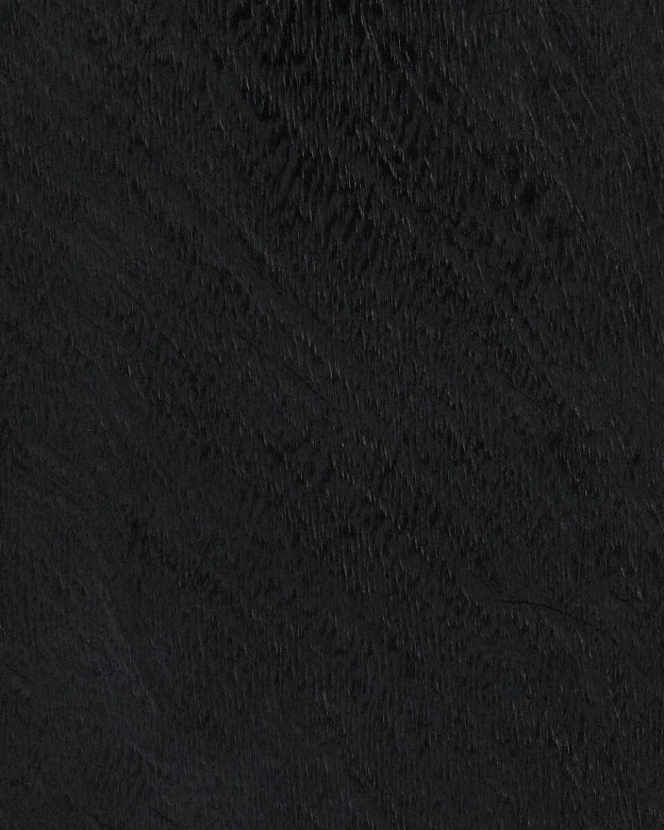 Carbonized Black / Medium