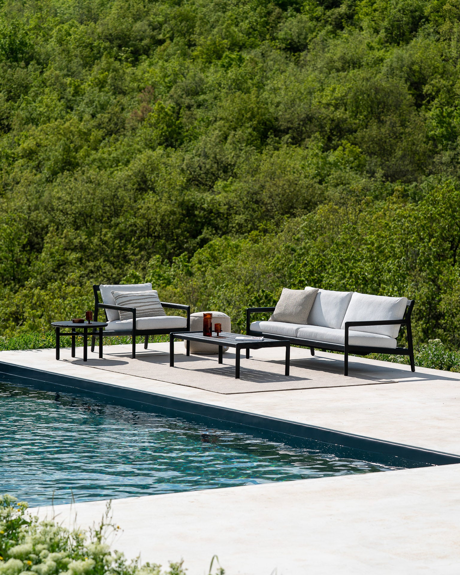 Black Teak / Off White