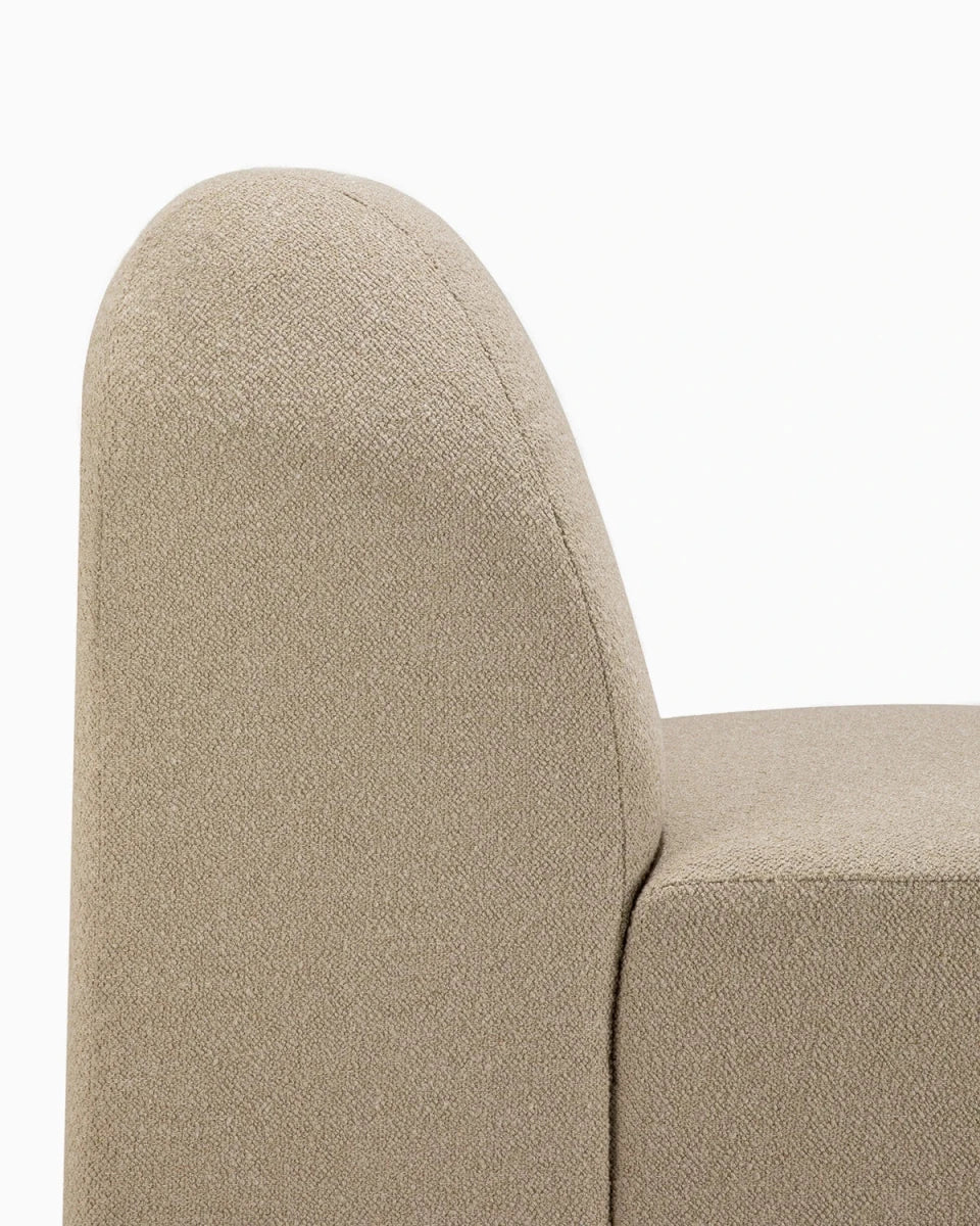 Almond / One Seater