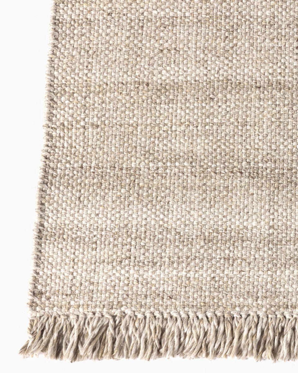 Ruttan Cream / 8' x 10'