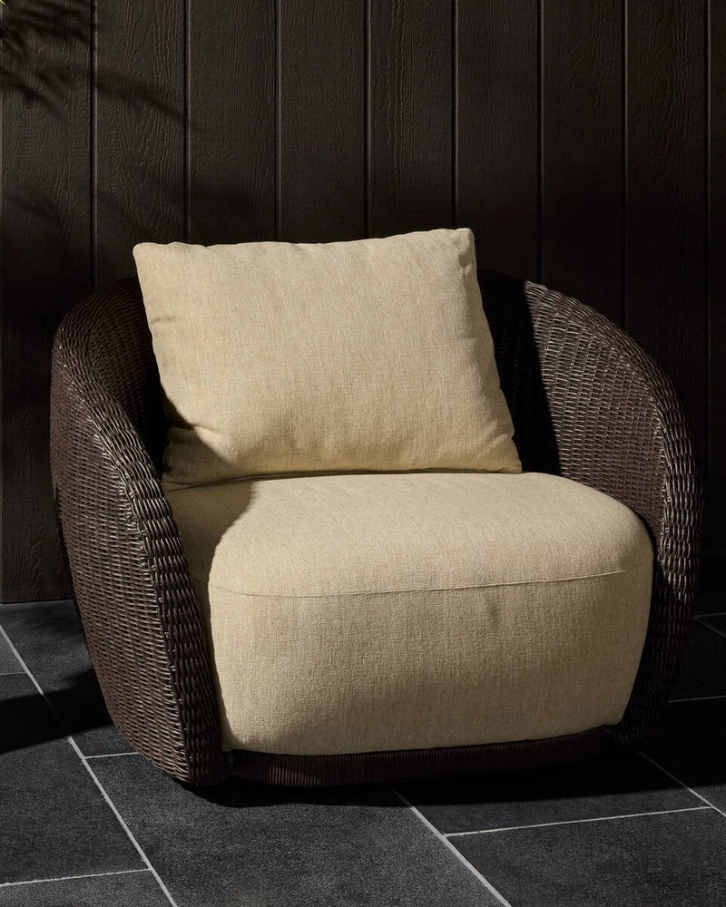 Cyra Outdoor Swivel Chair
